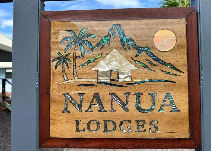 Nanua Lodge 1 green